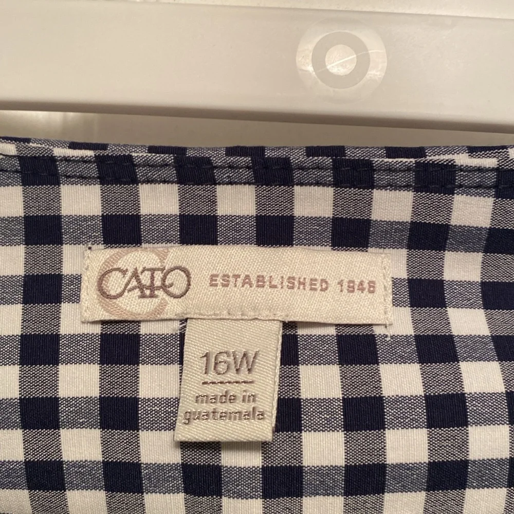 NWOT Cato Navy/White Pull On Skort…size 16W - Picture 3 of 4